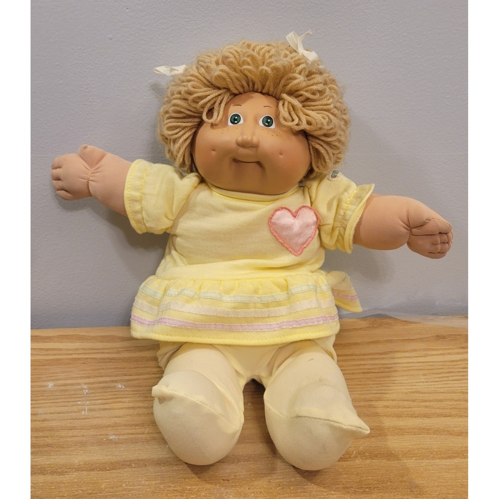 Vintage 1983 Cabbage Patch Kid Doll Blonde Green Eyes OK Factory Authentic Dress